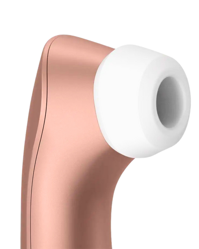 Satisfyer Pro 2 + plus color oro rosado vista lateral del cabezal o boquilla